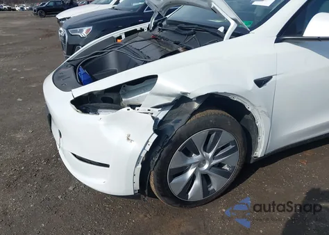 2023 Tesla Model Y Awd/Long Range Dual Motor All-Wheel Drive from USA, damaged, VIN 7SAYGDEE2PA097613